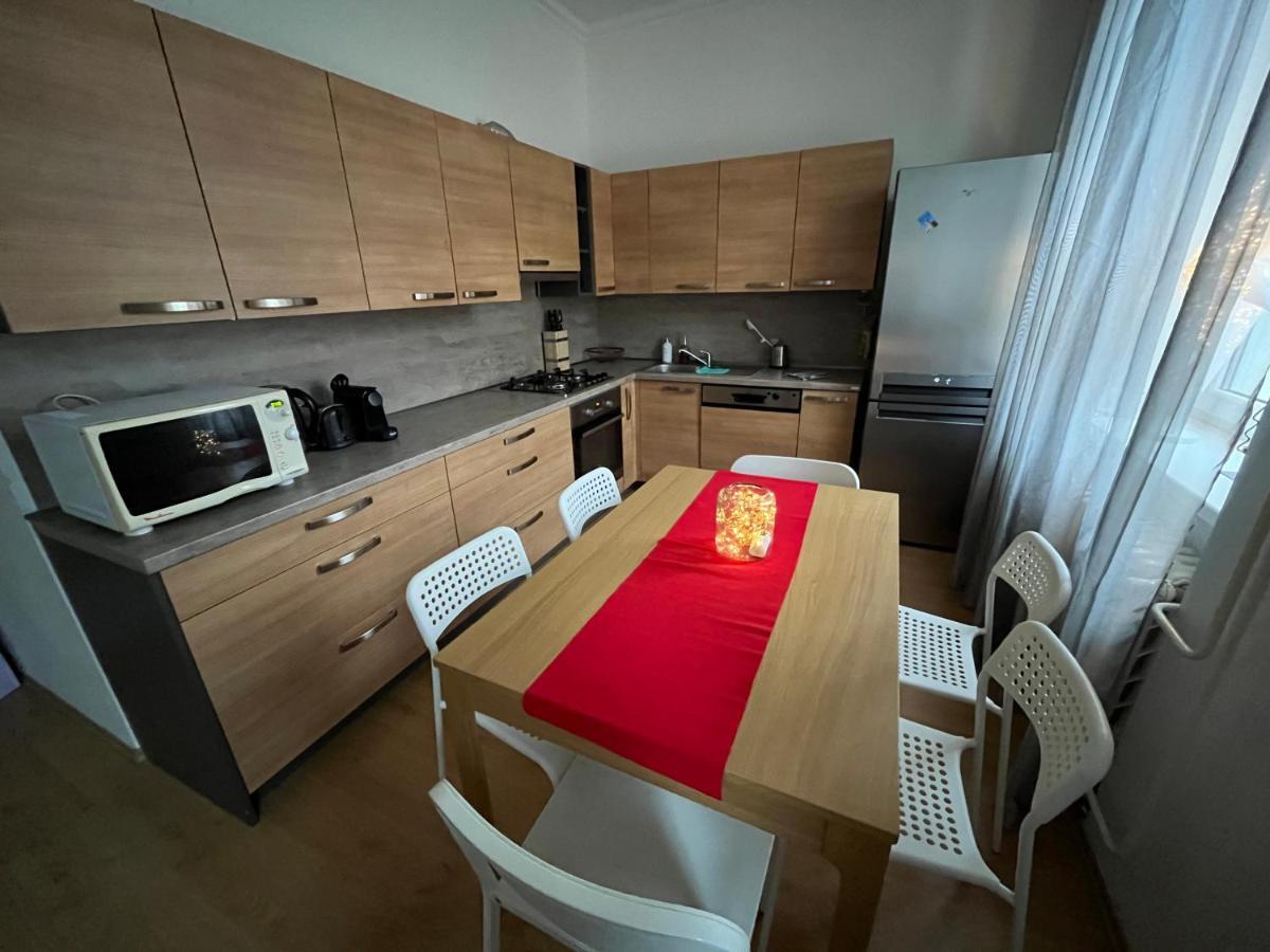 Apartman Raisova 1180 Apartment Karlovy Vary Bagian luar foto